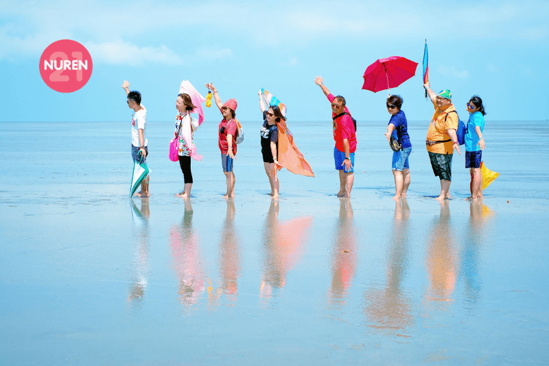 sky mirror selangor sekinchan short holidays in malaysia